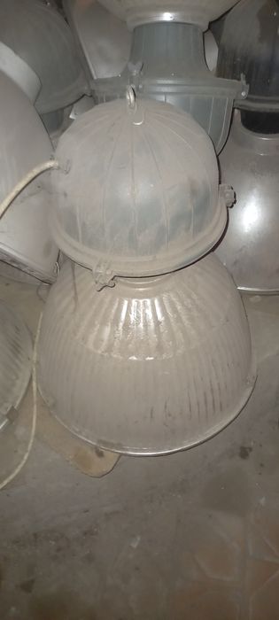 Светильники  фонари плафоны промышленные подвесные  потолочные