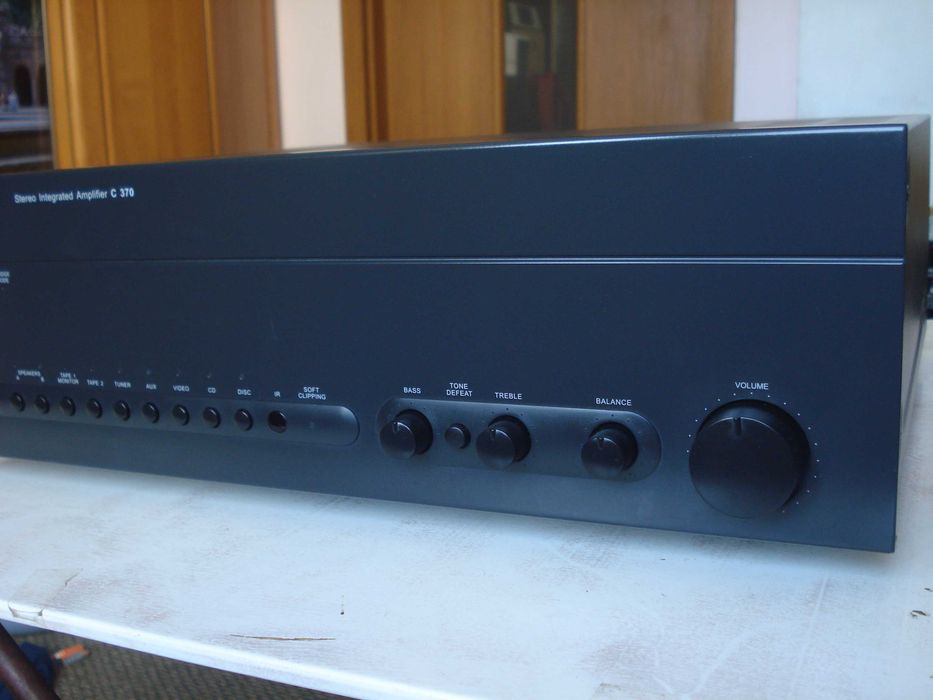 Підсилювач NAD c370, c325bee, c340