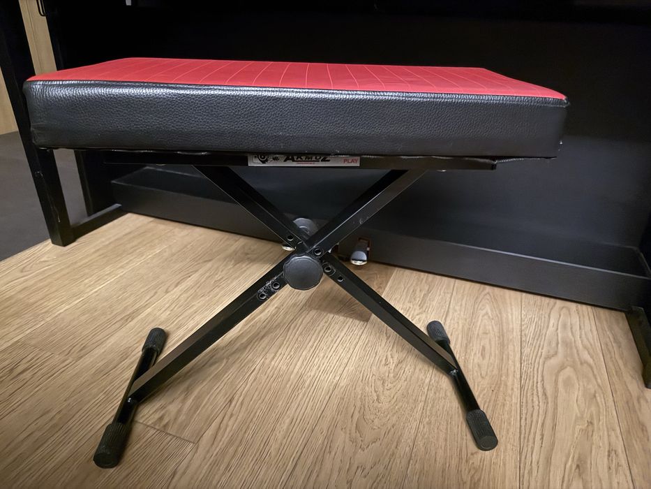 Ława do pianina regulowana