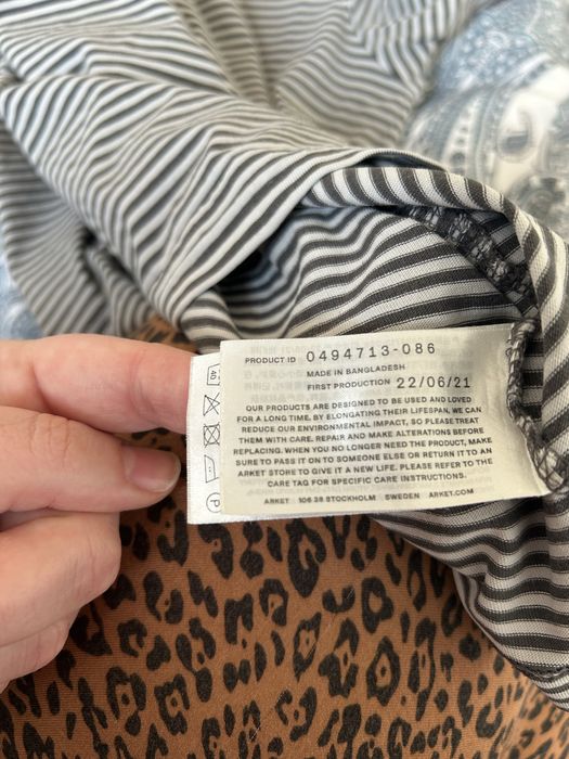 Tshirt w paski Arket