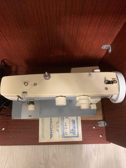 Швейна машинка «Чайка»