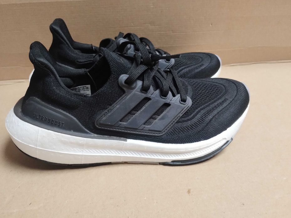 Buty sportowe do biegania Adidas Ultraboost 39 1/3 idealny stan