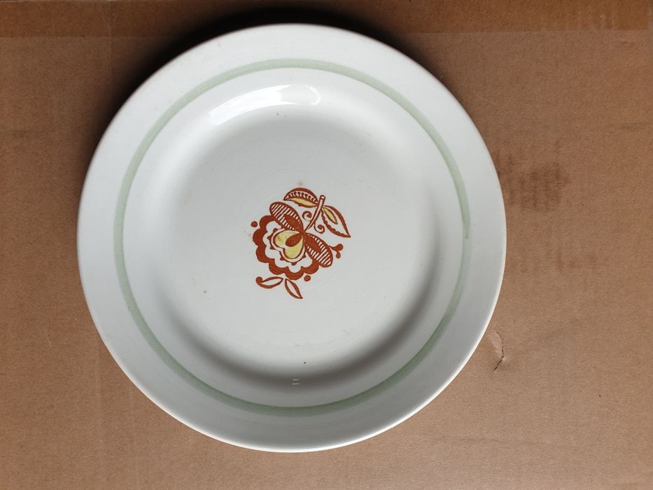 Тарілки часів СРСР.