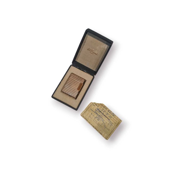Isqueiro S.T. Dupont Paris – Briquet Nº EU 6686 – Ouro Laminado