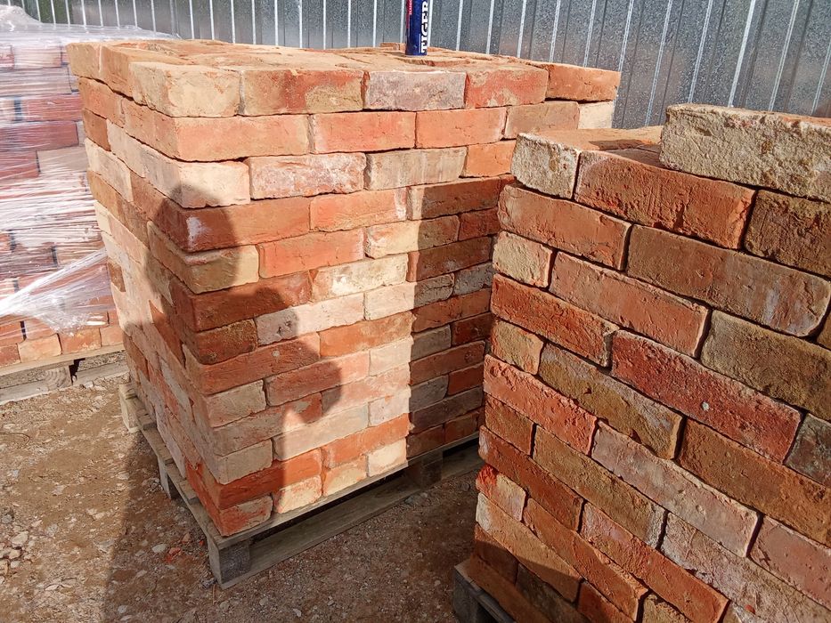 Cegła rozbiórkowa przedwojenna