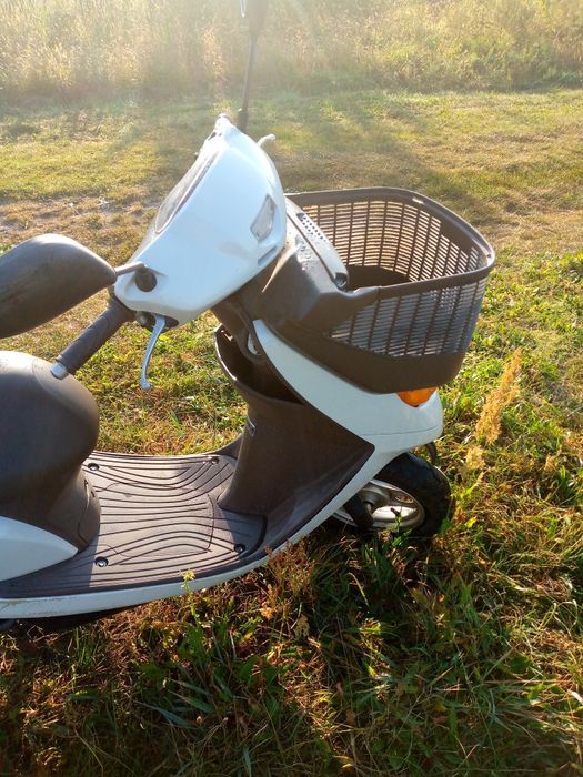 Мопеди скутери продаж