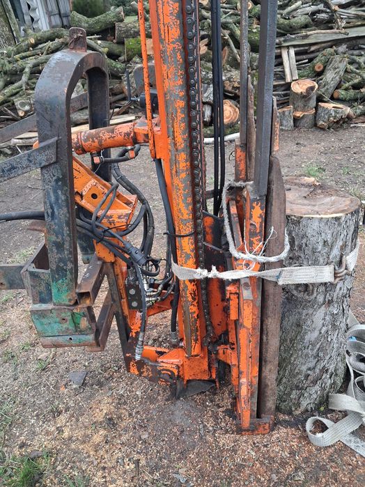 Maszt sztapler do ciagnika z kamerą