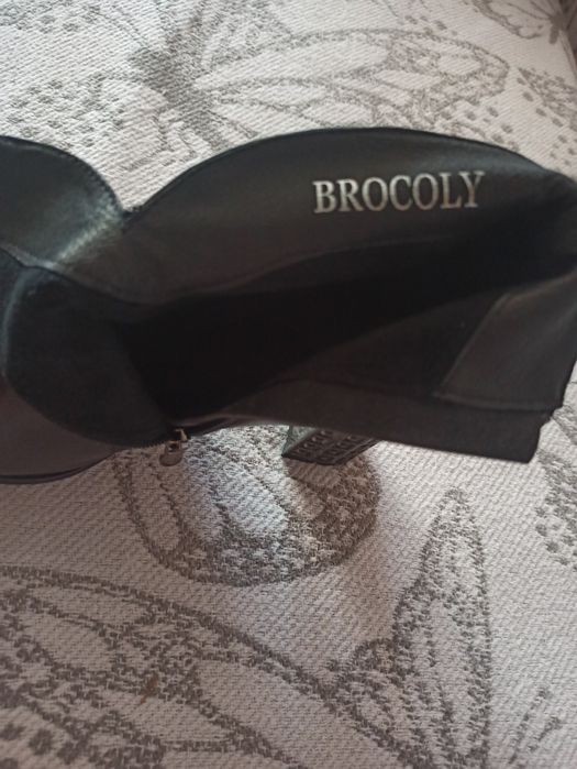 Напівчеревики шкіряні. Виробник Польща.