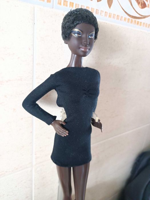Barbie Basics Antiga