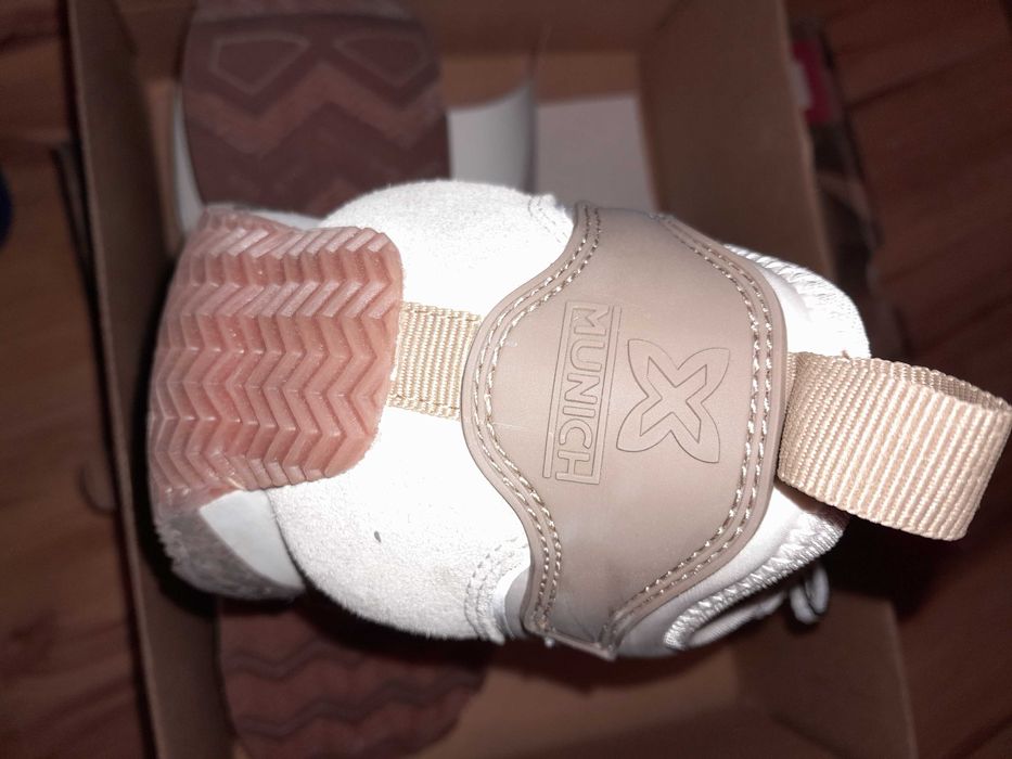 Buty do biegania munich rozm 44