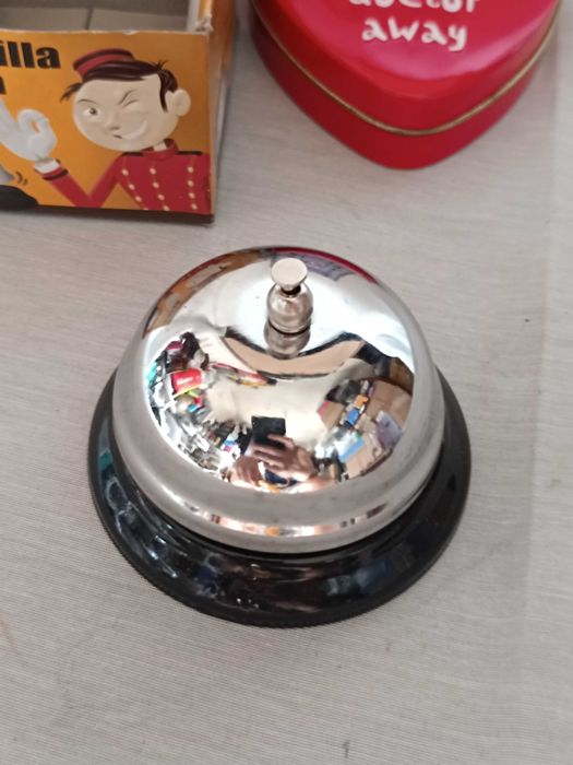 Conjunto Caixas metálicas e campainha