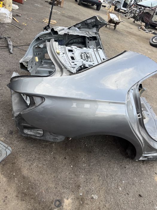 Mercedes cla250 w117 14-19 задня ліва четверть з крилом