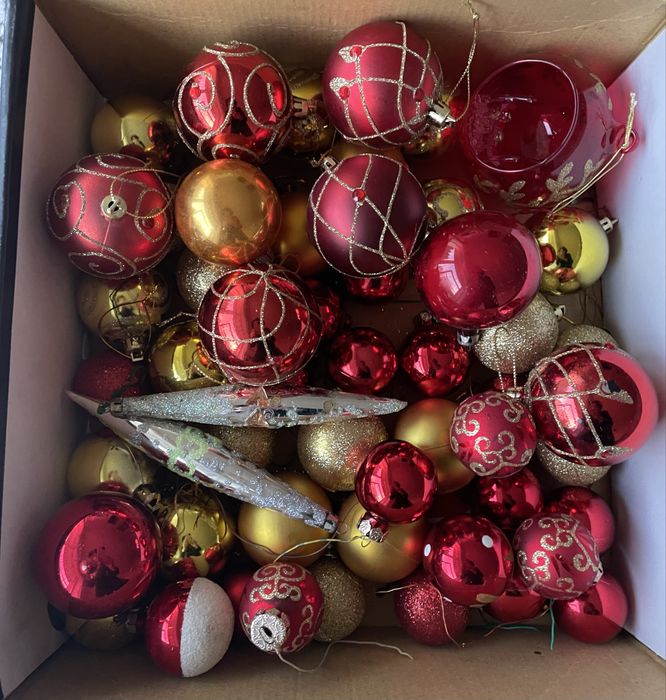 Zabawki bombki ozdoby na choinkowe