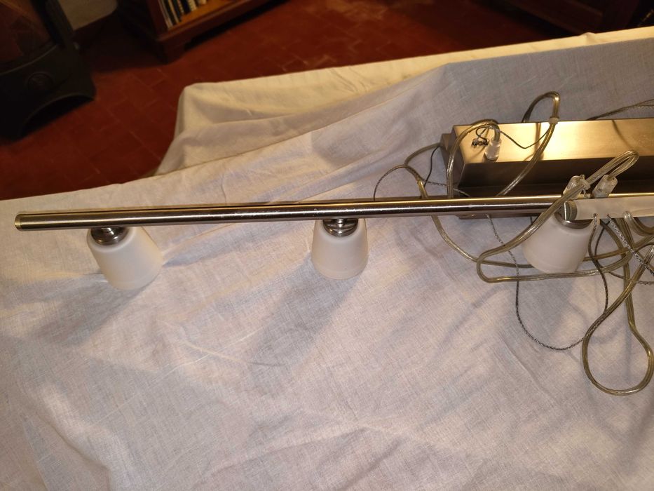 candeeiro suspenso de 6 focos