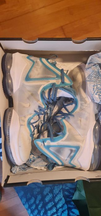 Sapatilhas lebron 19 azuis