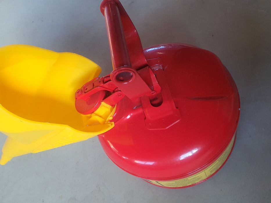 Pojemnik zabezpieczający Justrite stalowy na płyny łatwopalne 4 l