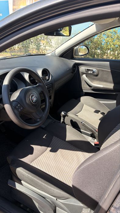 Seat Ibiza (2008) 117000 km foto 3