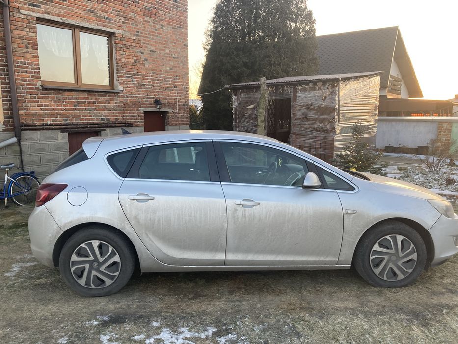 Opel astra 1,6 turbo /Zamienie w rozliczniu za sprawne auto