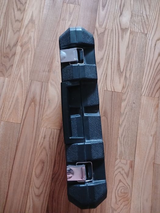 Продам кейс для реноватора б/у