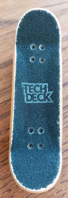 Tech Deck Skatepark + Santa Cruz mini skate