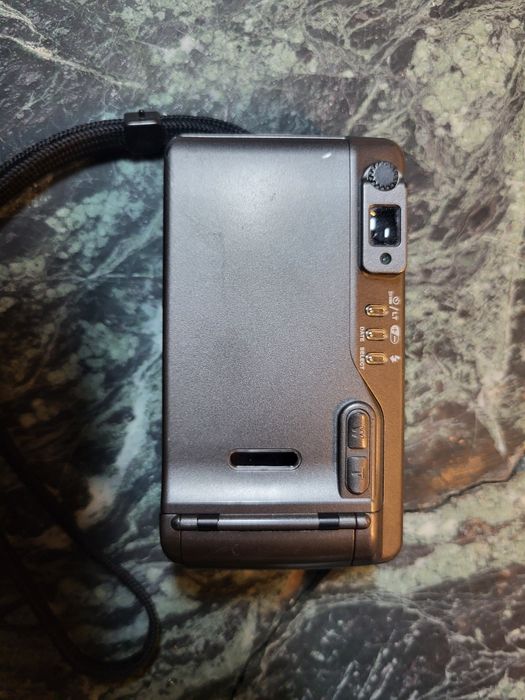 Aparat Yashica T zoom