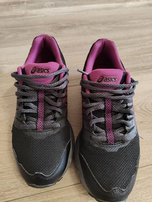 Кросівки Asics, розмір 37-37,5