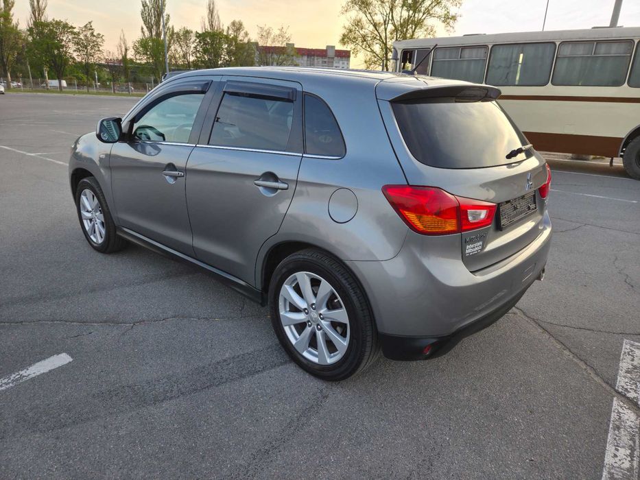 Mitsubishi Outlander Sport 2015 H-Line