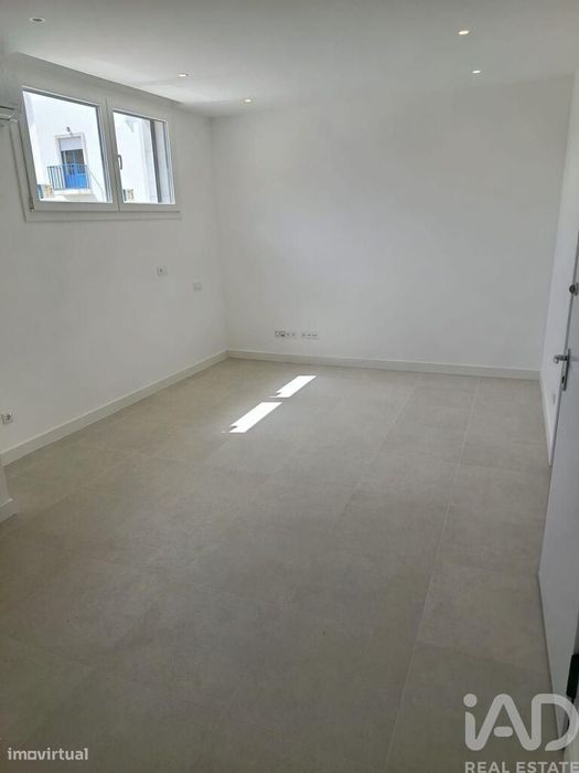 Apartamento T1 em Nazaré de 56,00 m2