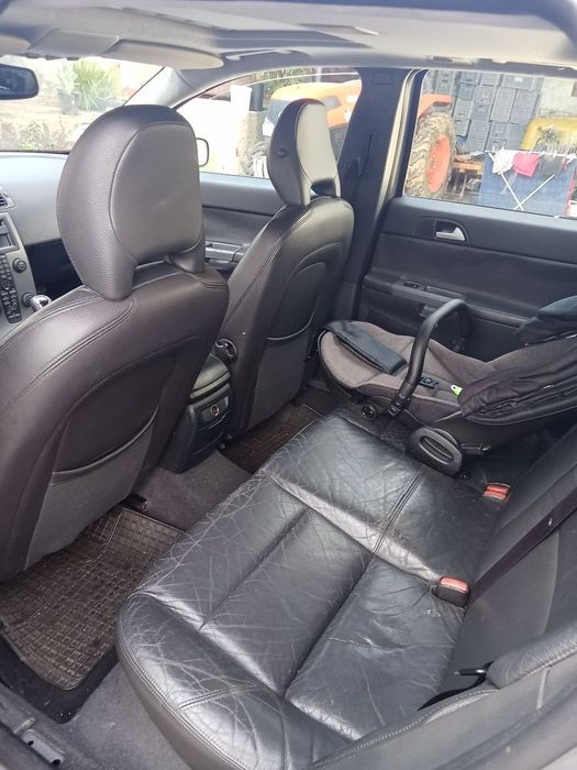 Volvo 2.0 ano 2004 v50