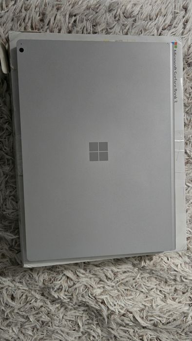 Microsoft surface book 3 i7 10gen GTX1660Ti maxq 6gb 32gb ram W11 doty