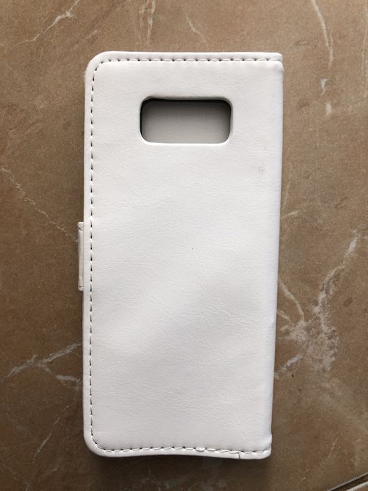 Продам новый чехол на телефон Galaxy S8
