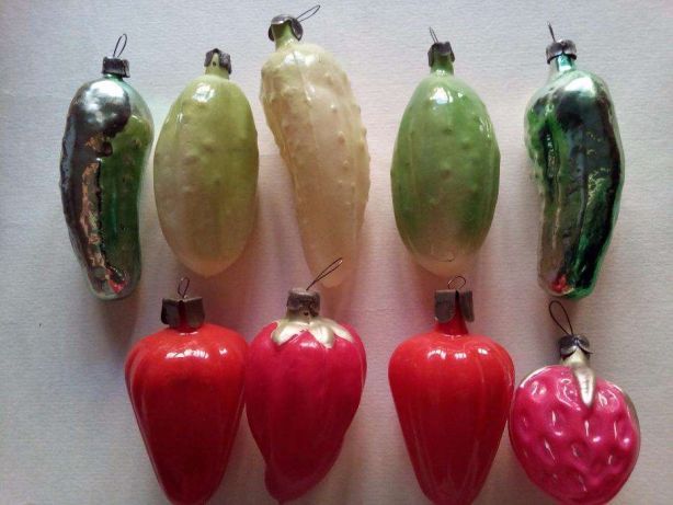 Колекційні старі ялинкові іграшки