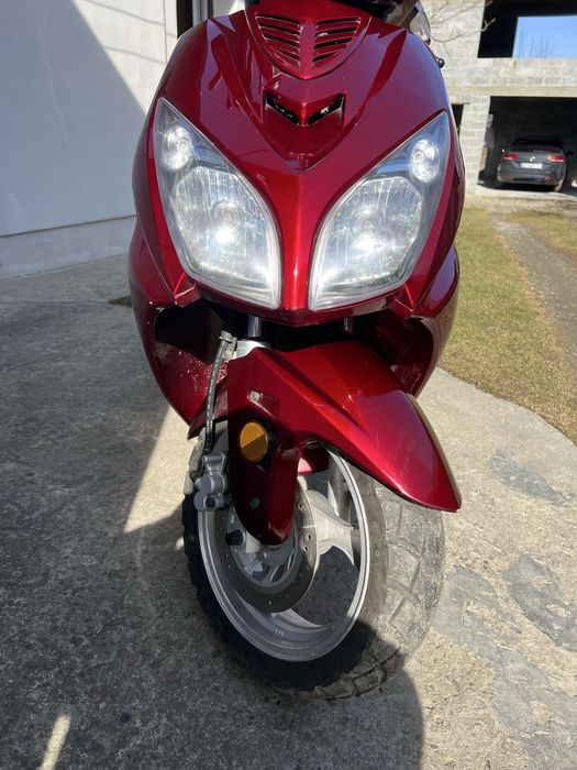 Скутер 150 куб., мотоцикл