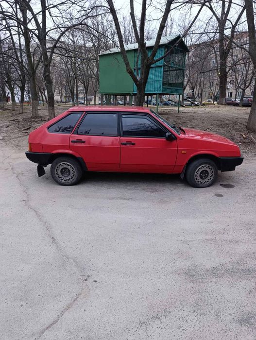 Продам ВАЗ 21093