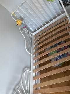 Łóżko dziecięce z rozsuwaną ramą