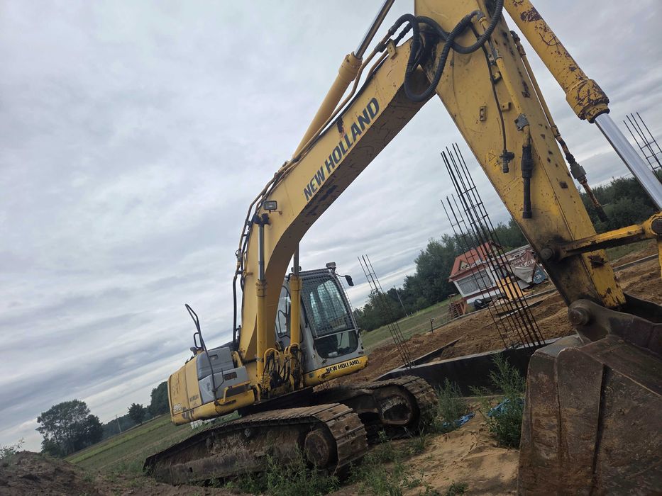 Koparka new holand e245b