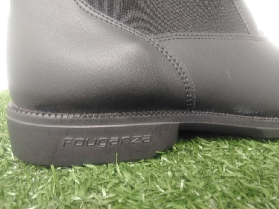 Bota em Pele,marca Fouganza, número 45,NOVAS