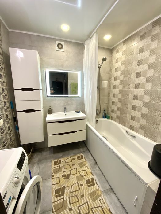 Оренда 2х кім квартири в Новобудові