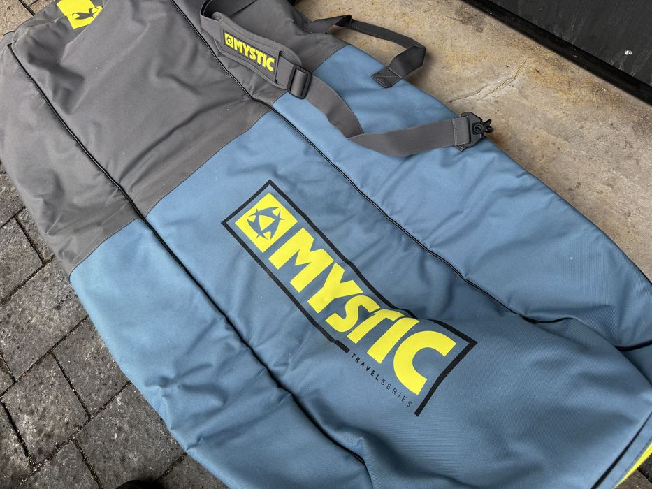 Pokrowiec Mystic na deskę kite wake 135