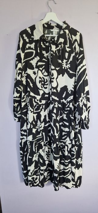 Długa letnia maxi biało-czarna sukienka H&M plus size XL-3XL