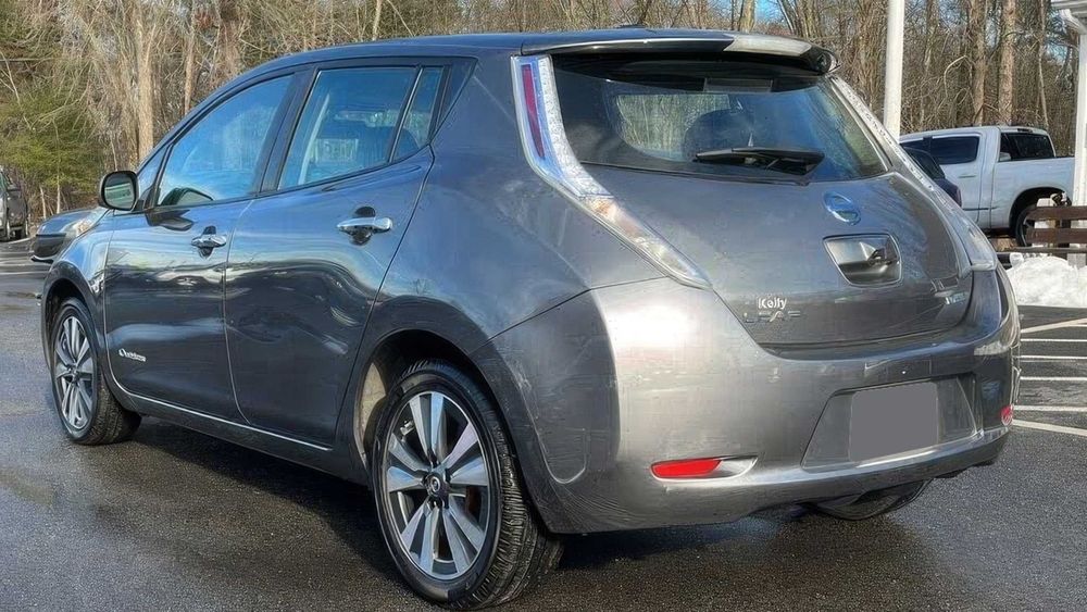 Nissan Leaf      2016