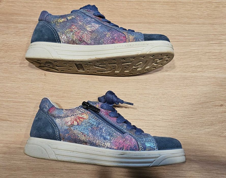 Dziecięce buty PRIMIGI - rozmiar 30