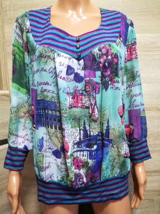 Блузки женские лёгкие, разные.