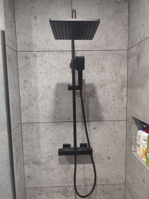 KFA Logon Deszczownica z baterią termostatyczną czarna 5746-910-81 Black