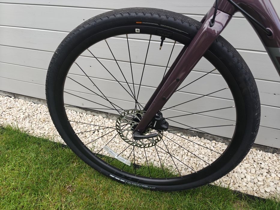 Giant Fastroad AR3 sztywne osie rama M hybryda fitnes