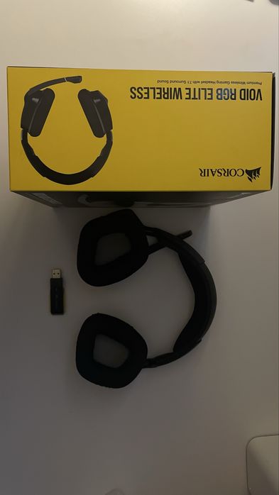 Auscultadores Corsair Void Elite Wireless