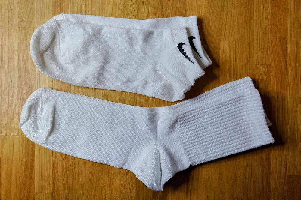 Nowe damskie skarpetki – 2 pary (krótkie i długie), rozmiar 37–39