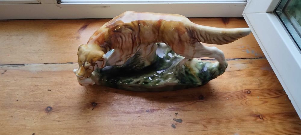 Статуэтка девушка черная фарфоровая