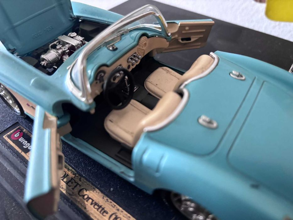 Chevrolet corvette 1957 burago 1524 1/24