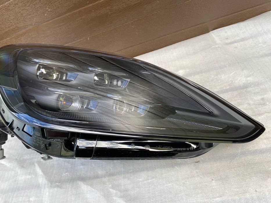 Porsche cayenne 9y0 рестайл 2023 фара права matrix 9y0941060m